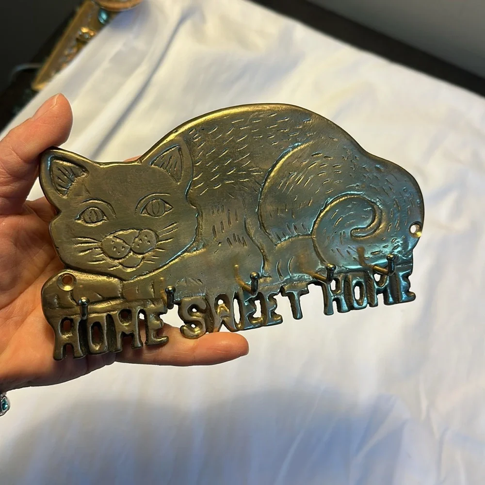 Vintage brass Cat Wall Decor with Hooks